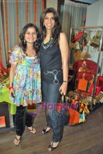 at Amara store to promote designers Archana Kocchar, Meera Mahadevia and Neyomi Khaitan in Amara on 22nd Oct 2009 (61).JPG